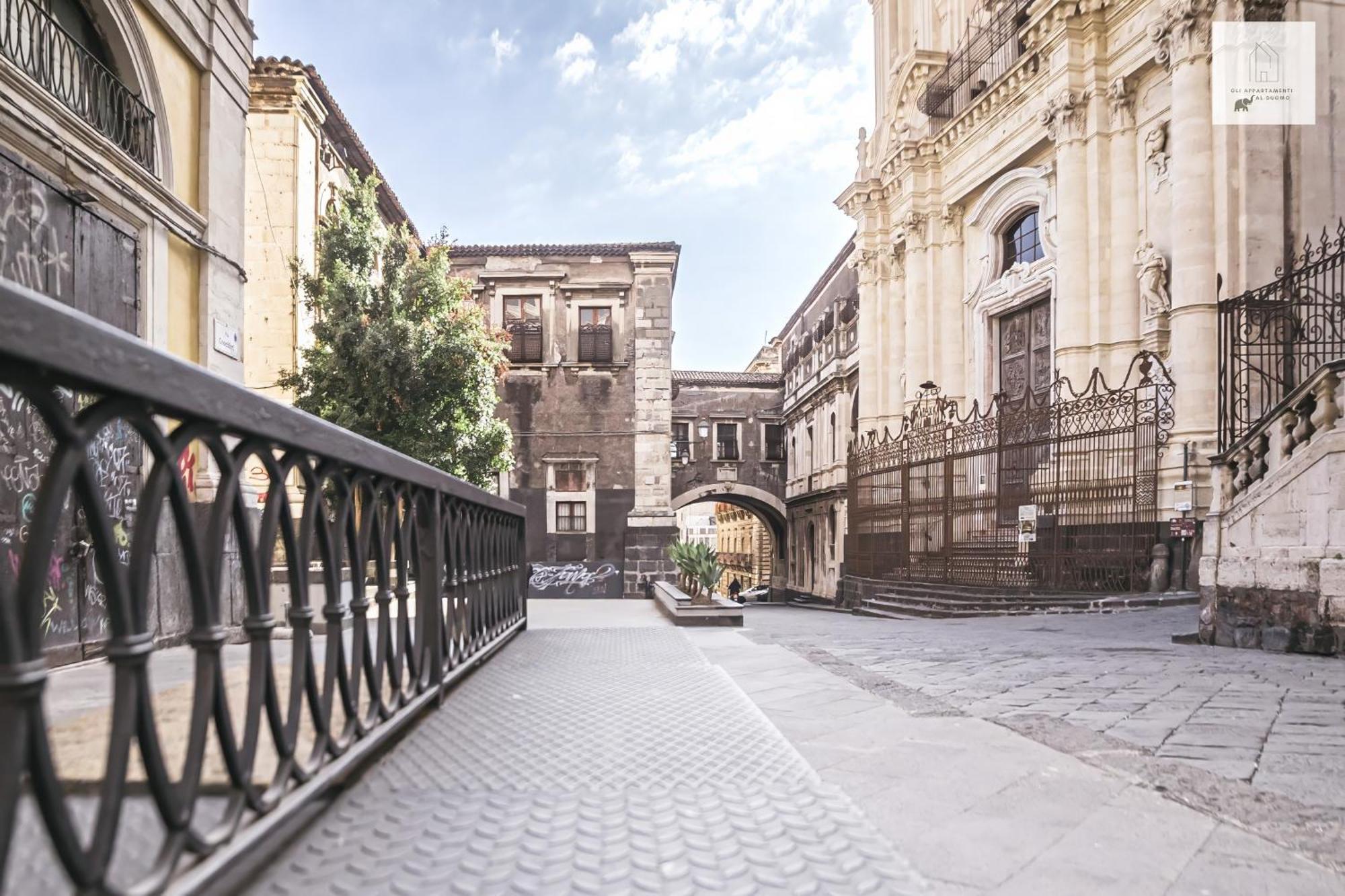 Gli Appartamenti Al Duomo Catania Eksteriør bilde